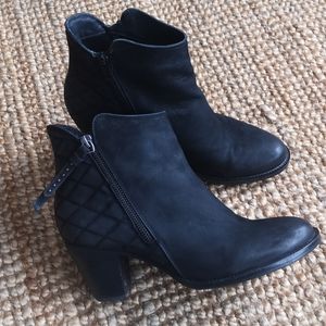 Sam Edelman Black Women's Quilted Ankle Booties - Classic Side-Zip